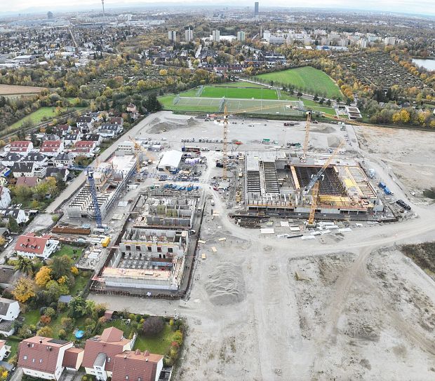 Schul- und Sportcampus Lerchenauer Straße, München-Feldmoching